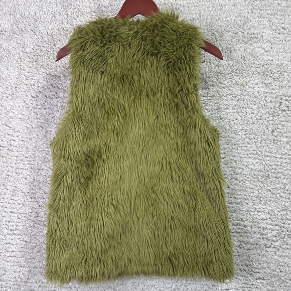 Forever‎ 21 Lime Green Faux Fur Vest Sleeveless S Shaggy Cozy Boho Chic Y2K 90s - Picture 2 of 7